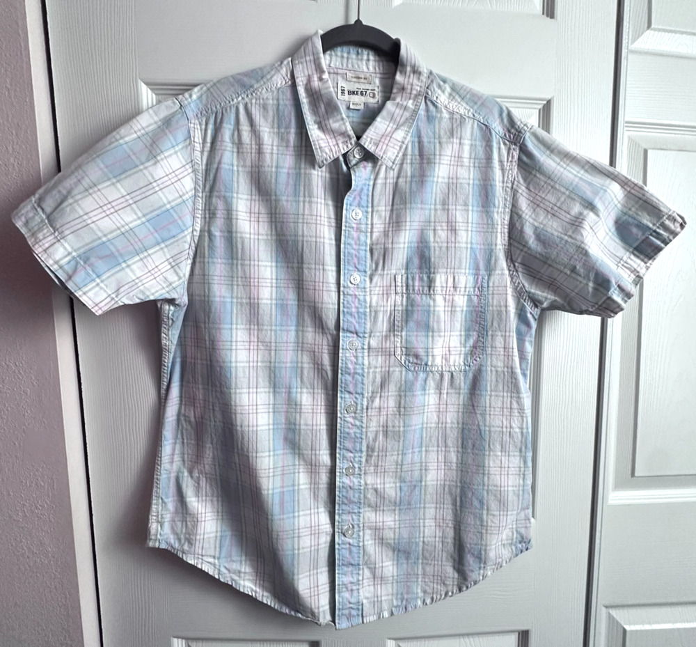 BKE 67 Mens Large Light Blue White & Pink Plaid Short Sleeve Button Up Shirt